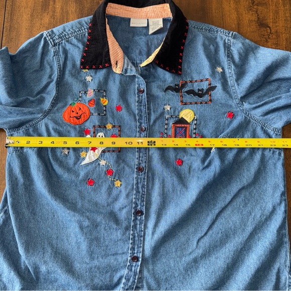 Vintage White Stag Shirt Womens 16W Blue Denim Halloween Embroidered Button Plus - Picture 9 of 11